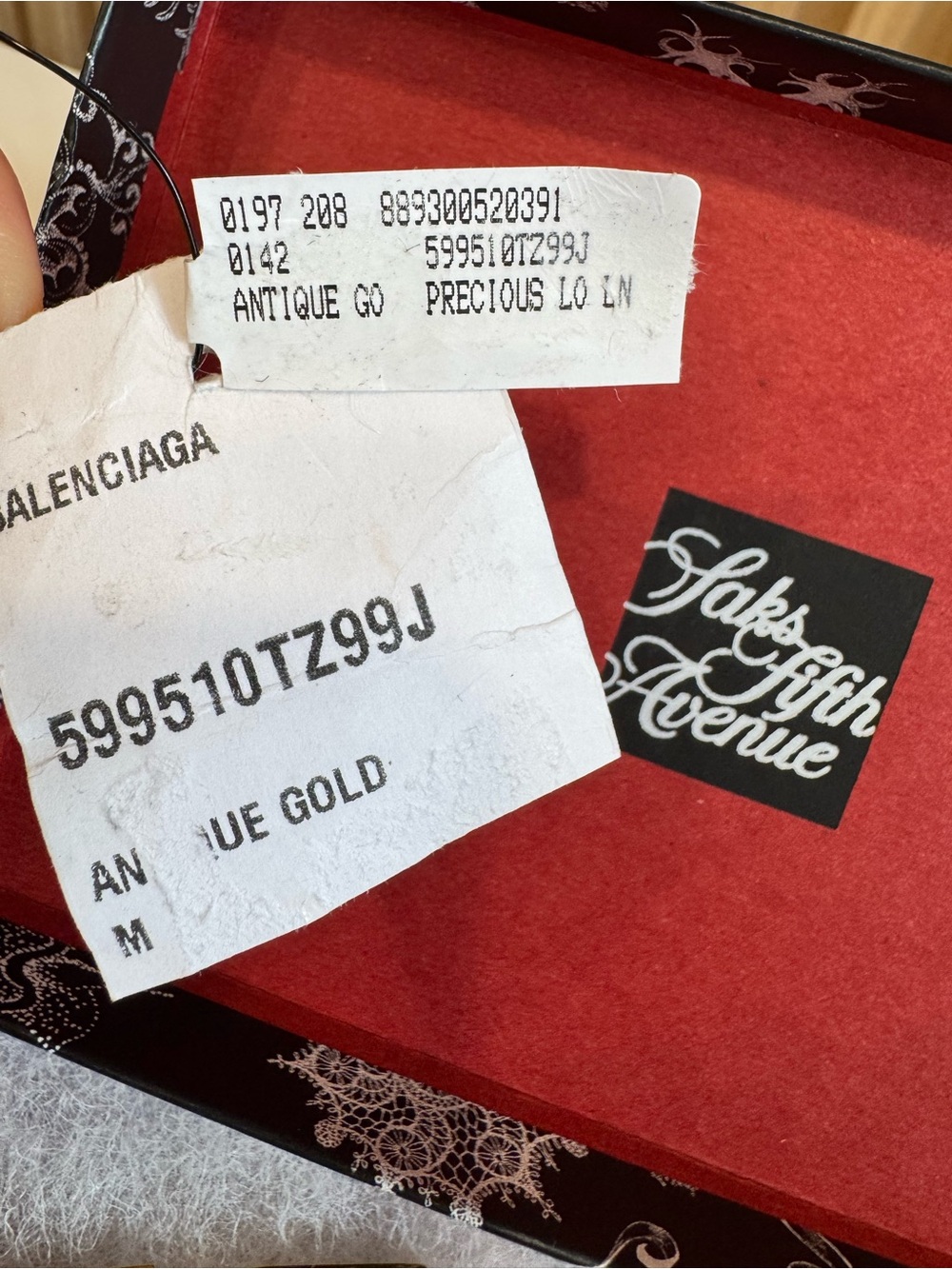 BALENCIAGA Gold Precious Logo Link Bracelet - Picture 12 of 12